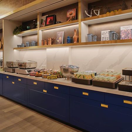 Adina Apartment Hotel كولونيا المظهر الخارجي الصورة