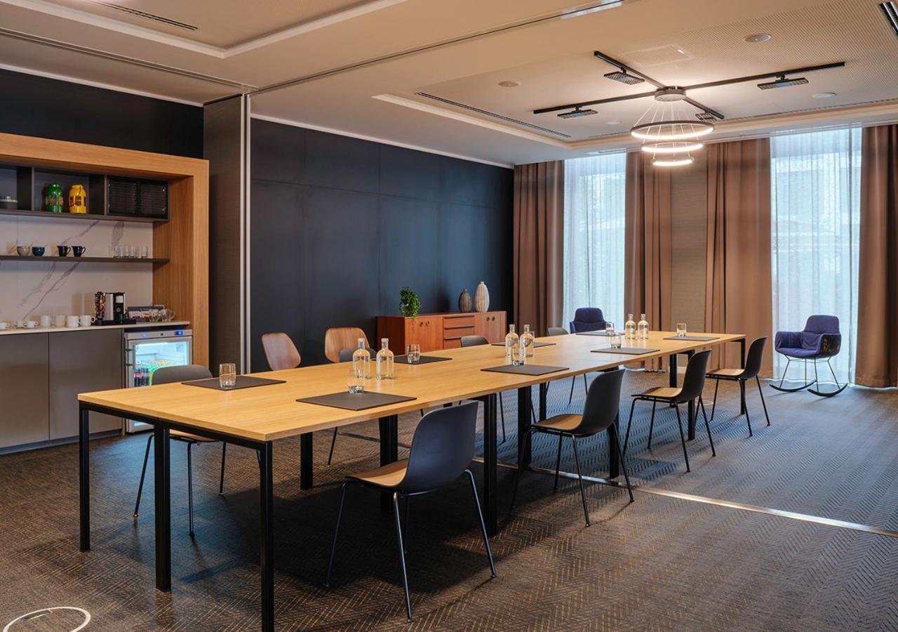 Adina Apartment Hotel كولونيا المظهر الخارجي الصورة