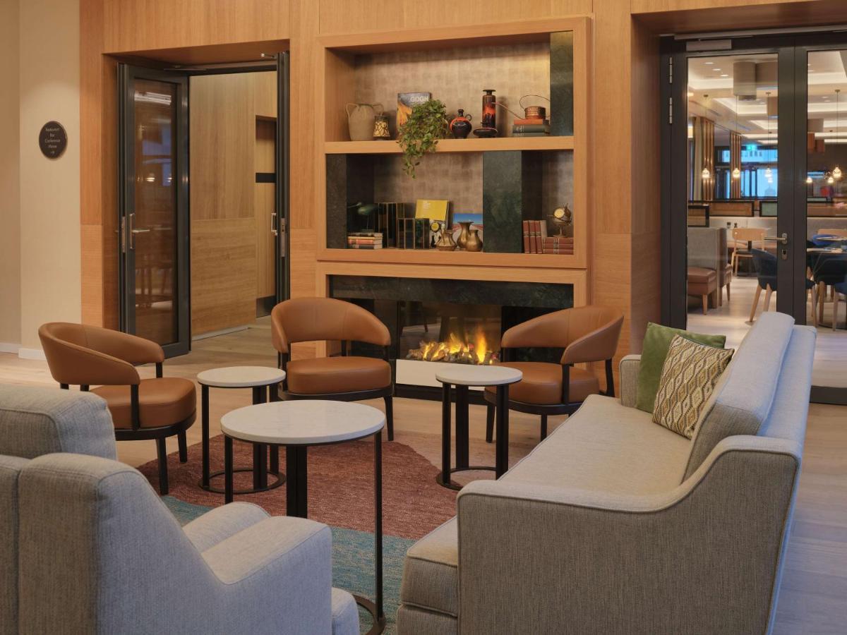 Adina Apartment Hotel كولونيا المظهر الخارجي الصورة